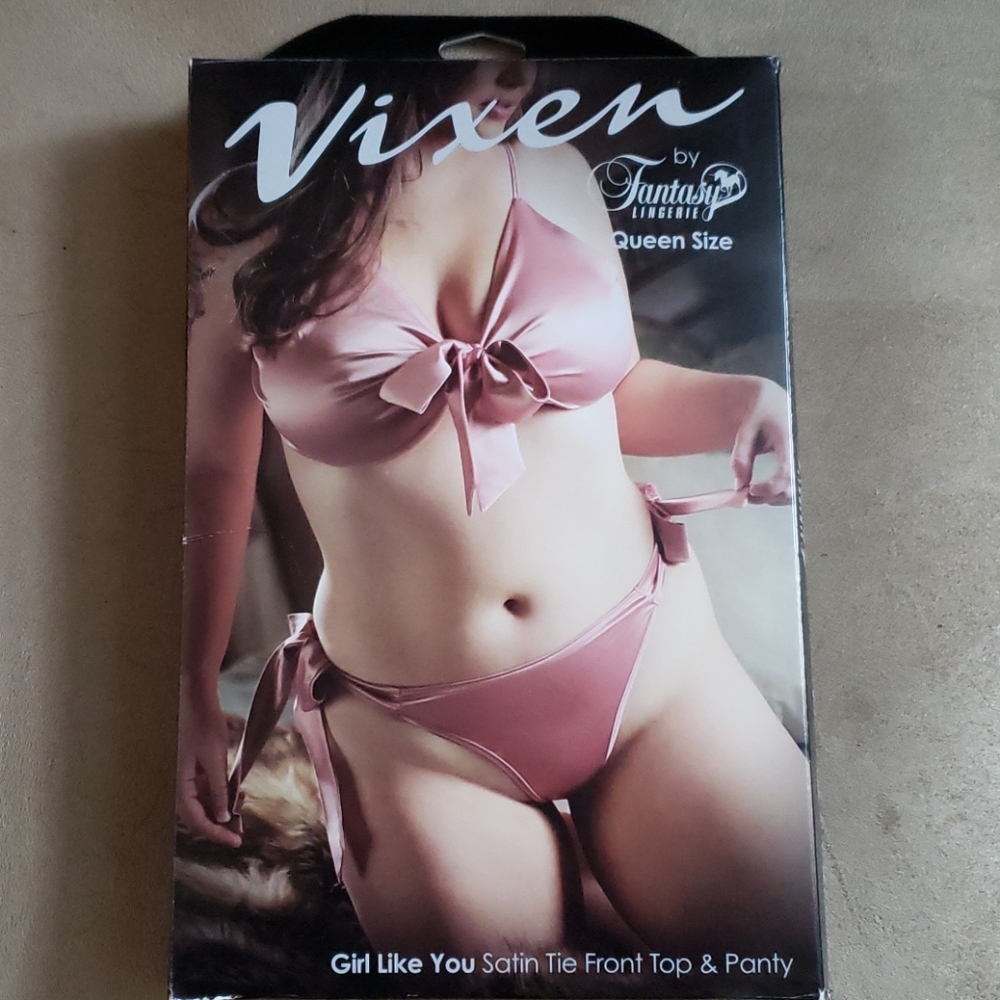 NWT satin tie lingerie Queen size